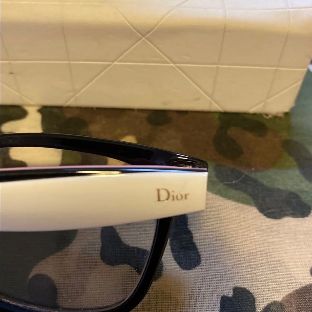 Dior eyeglasses - Picture 3 of 8